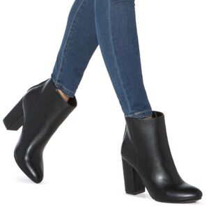Shoe Dazzles Black Almira Faux Leather Block Heeled Booties Size 7